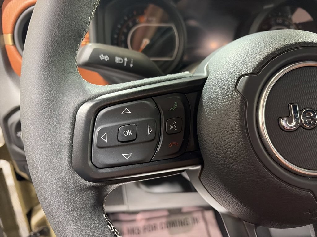 Used 2025 Jeep Wrangler Sport AWD/4WD image 24