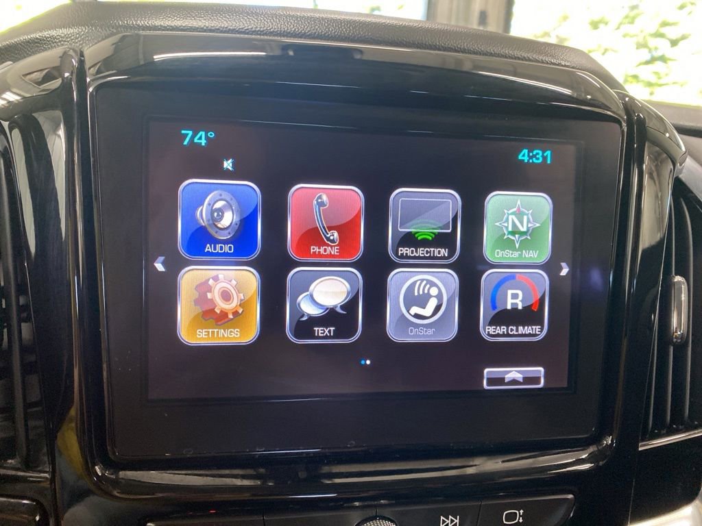 Used 2018 Chevrolet Traverse LT FWD image 39