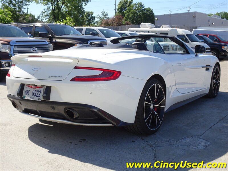 Used 2014 Aston Martin Vanquish Volante RWD image 8