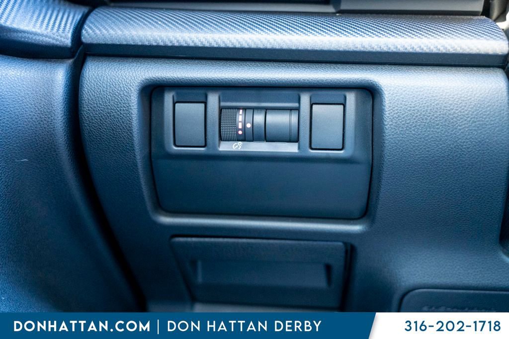 Used 2025 Subaru Crosstrek 2.5i Limited w/ Crosstrek Mirror Package image 15