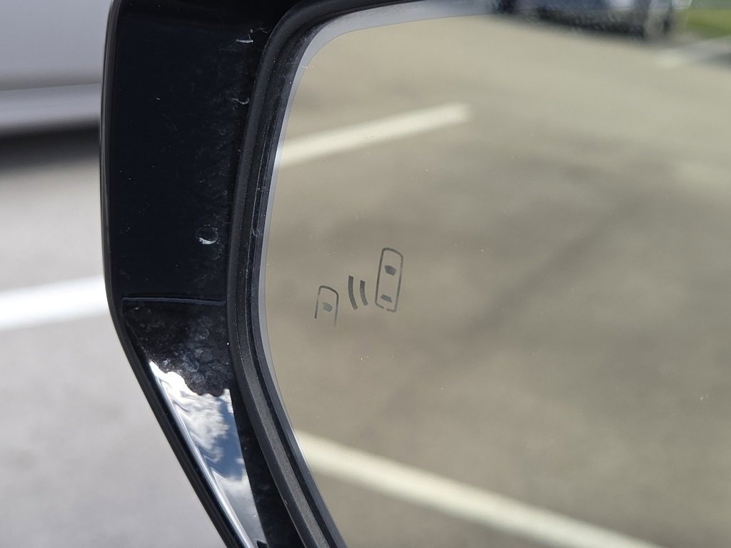 Certified 2022 Lexus UX 250h w/ Luxury Package image 19