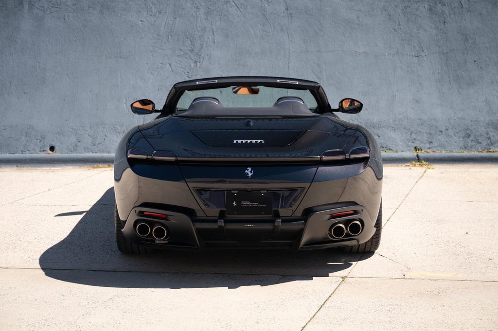 Used 2025 Ferrari Roma Spider image 9