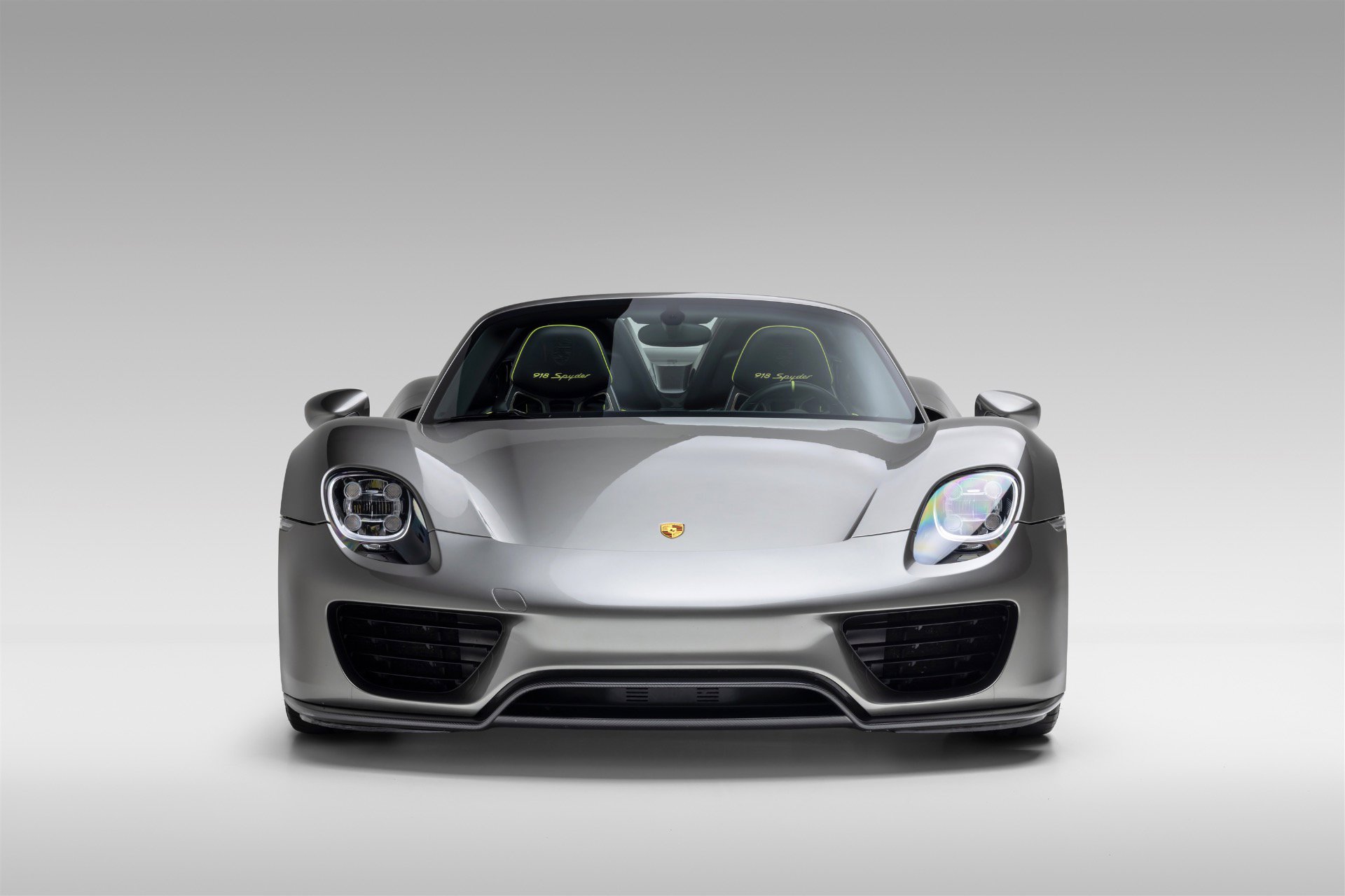 Used 2015 Porsche 918 Spyder AWD/4WD image 25