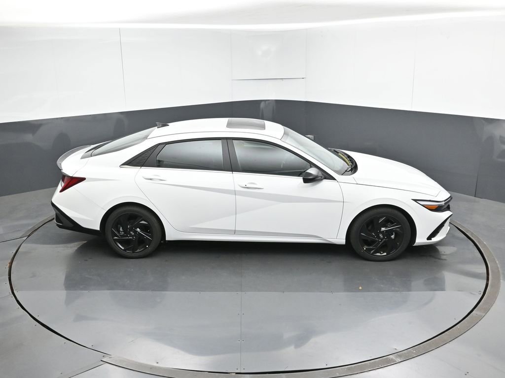New 2026 Hyundai Elantra SEL Sport image 22