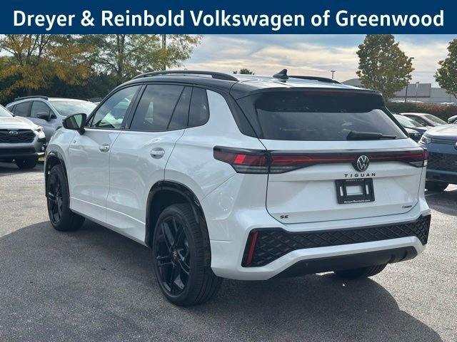 New 2026 Volkswagen Tiguan SE R-Line image 5