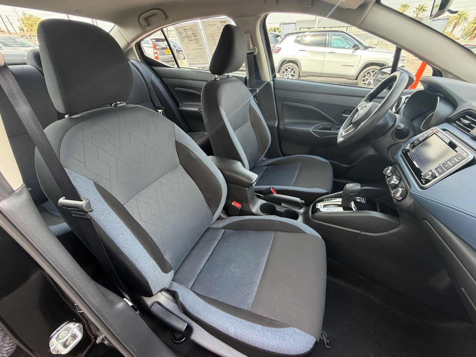 Used 2025 Nissan Versa SV FWD image 29