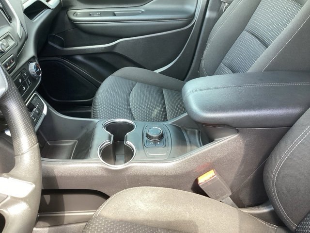 Used 2024 GMC Terrain SLE image 38