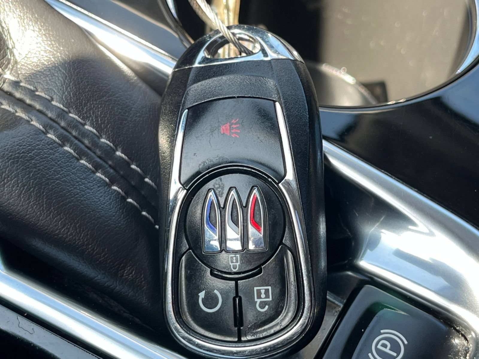 Used 2025 Buick Encore GX Preferred AWD/4WD image 21
