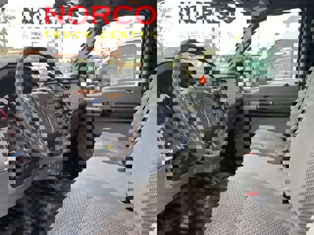 Used 2016 Ford F550 4x4 Crew Cab Super Duty image 15