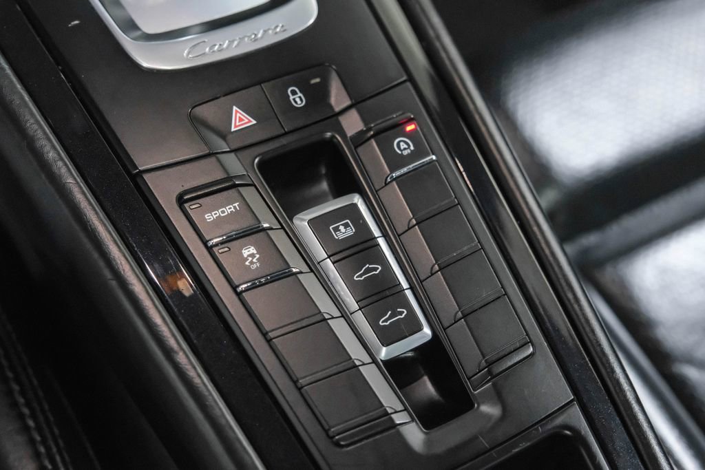 Used 2016 Porsche 911 Carrera Black Edition image 23