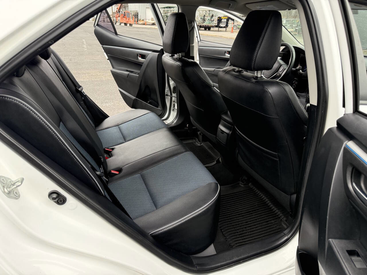 Used 2014 Toyota Corolla S image 12