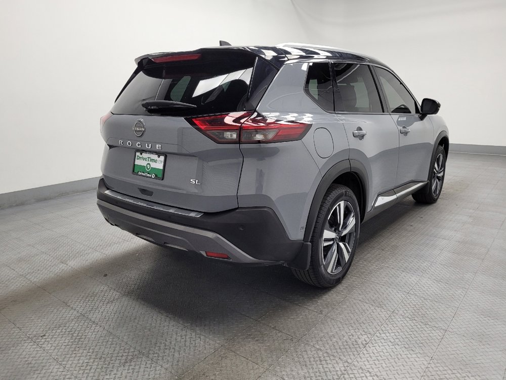 Used 2023 Nissan Rogue SL w/ SL Premium Package image 9
