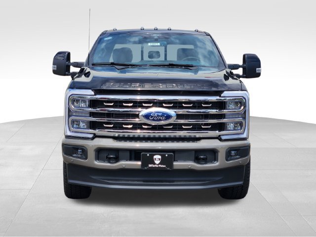 New 2026 Ford F350 King Ranch w/ FX4 Off-Road Package AWD/4WD image 2