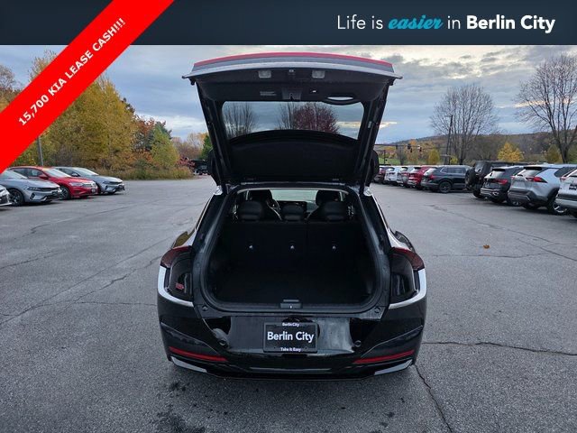 New 2025 Kia EV6 Wind image 9