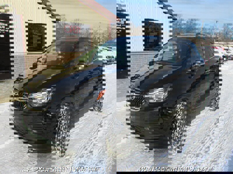 Used 2021 Buick Encore Preferred image 3