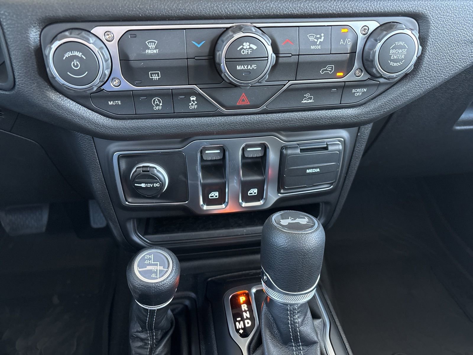 New 2026 Jeep Wrangler Sport image 21