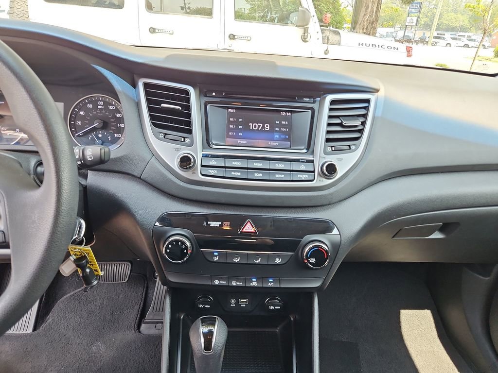 Used 2017 Hyundai Tucson SE image 15
