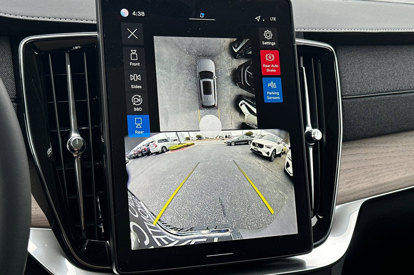 New 2026 Volvo XC90 B5 Plus image 19