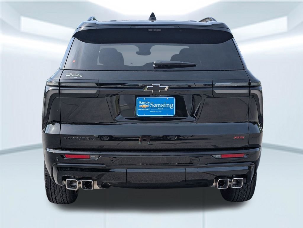 New 2026 Chevrolet Traverse RS w/ LPO, Floor Liner Package FWD image 6