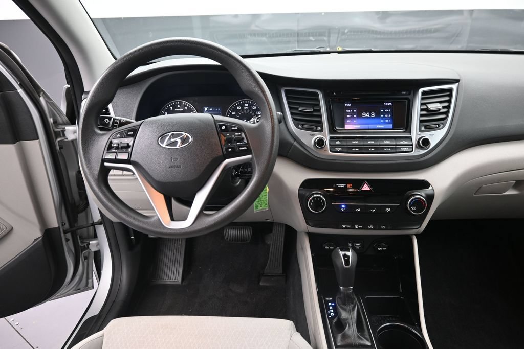 Used 2018 Hyundai Tucson SE FWD image 11