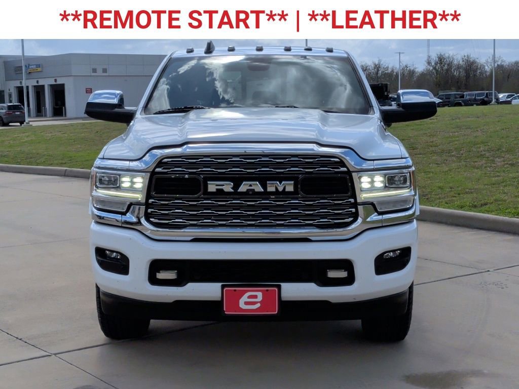 Used 2022 RAM 2500 Limited w/ Towing Technology Group image 3
