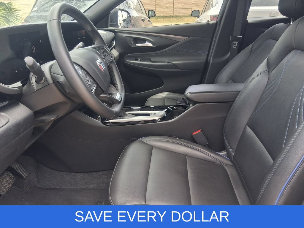 Used 2025 Buick Envista Sport Touring w/ Convenience II Package FWD image 13