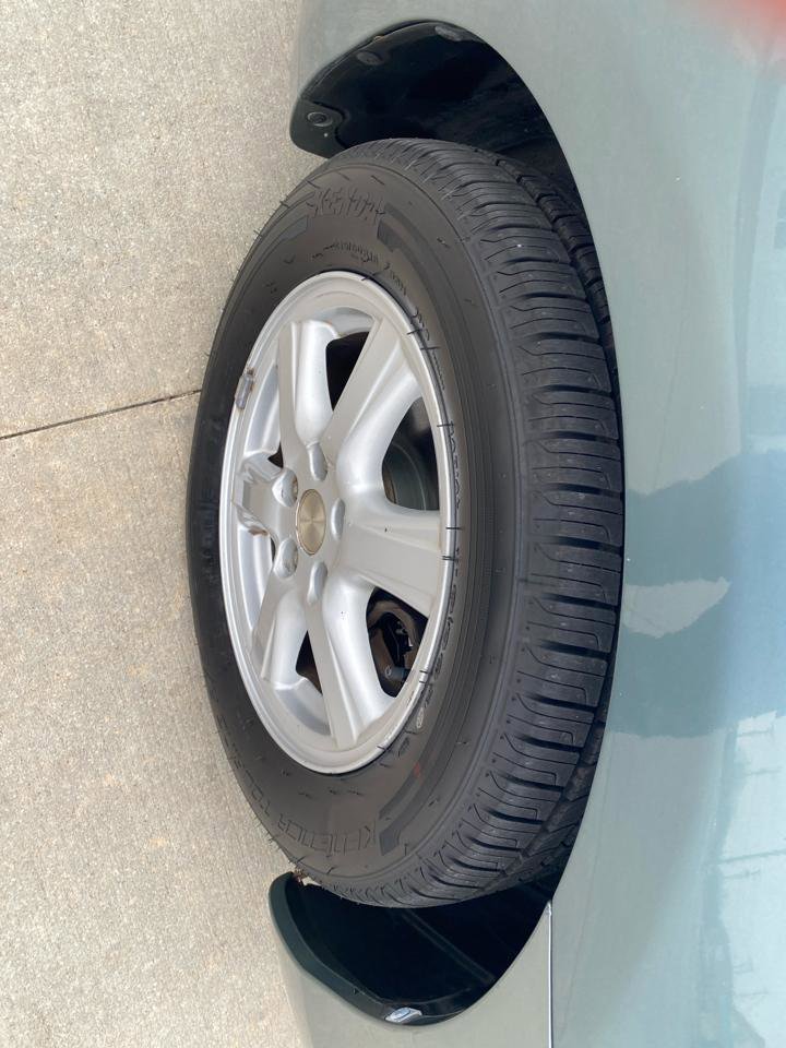 Used 2009 Toyota Camry XLE FWD image 11
