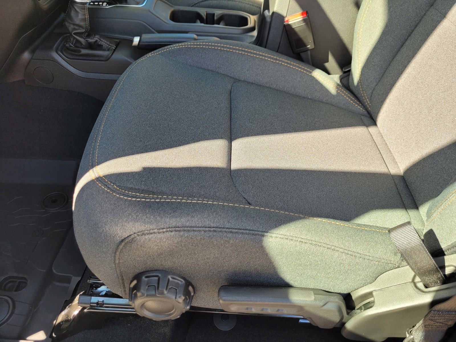 New 2026 Jeep Gladiator Sport image 12