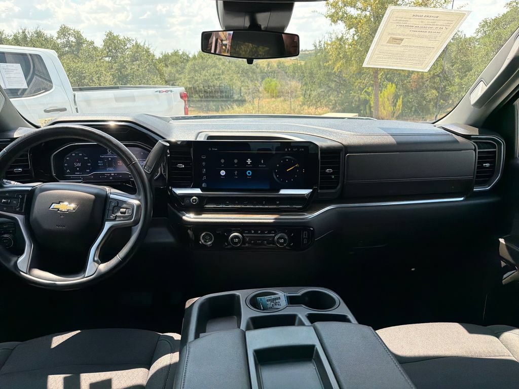 Used 2024 Chevrolet Silverado 1500 LT w/ Protection Package AWD/4WD image 30