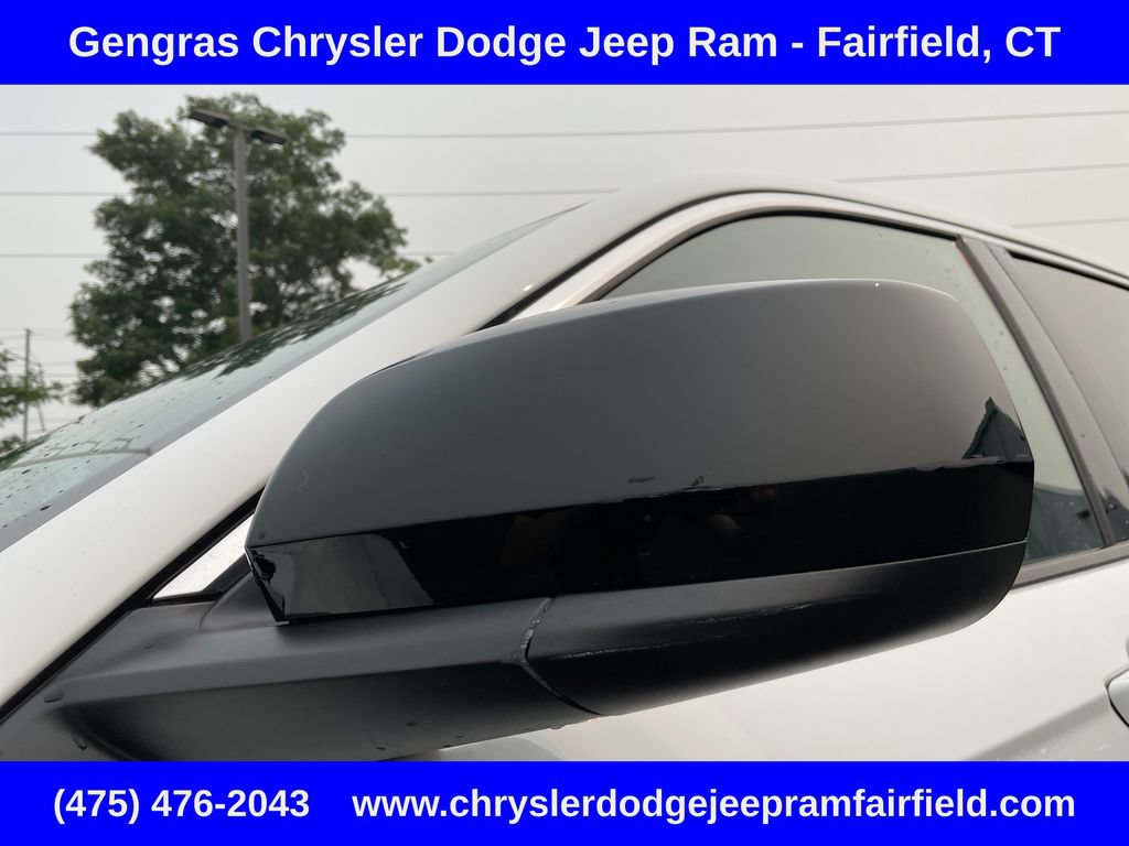 Certified 2023 Jeep Grand Cherokee Laredo X AWD/4WD image 13