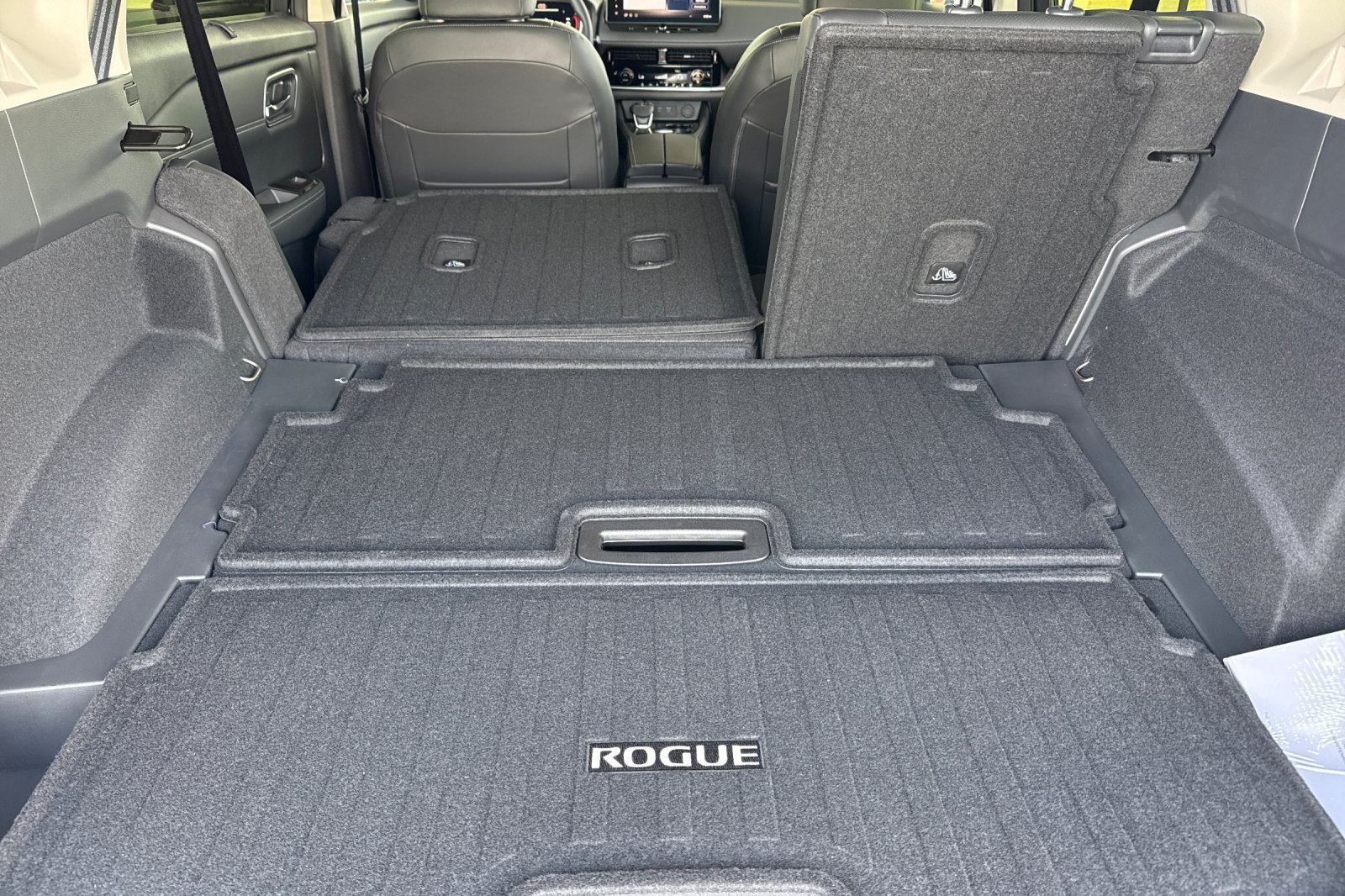 New 2026 Nissan Rogue Platinum AWD/4WD image 17