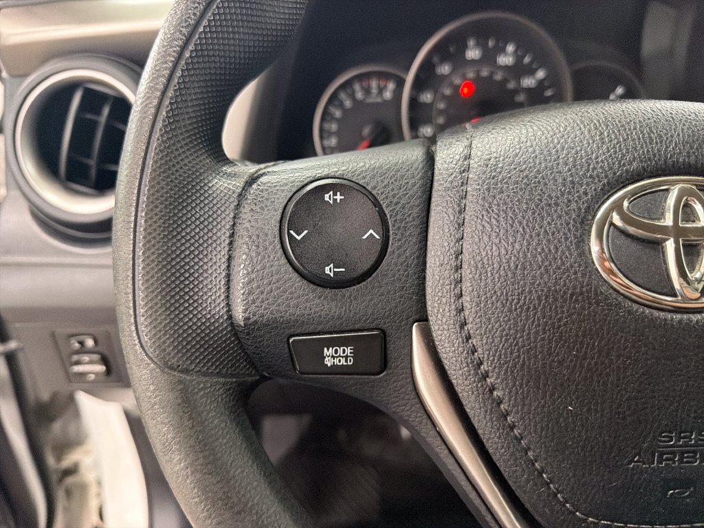 Used 2016 Toyota RAV4 LE FWD image 18