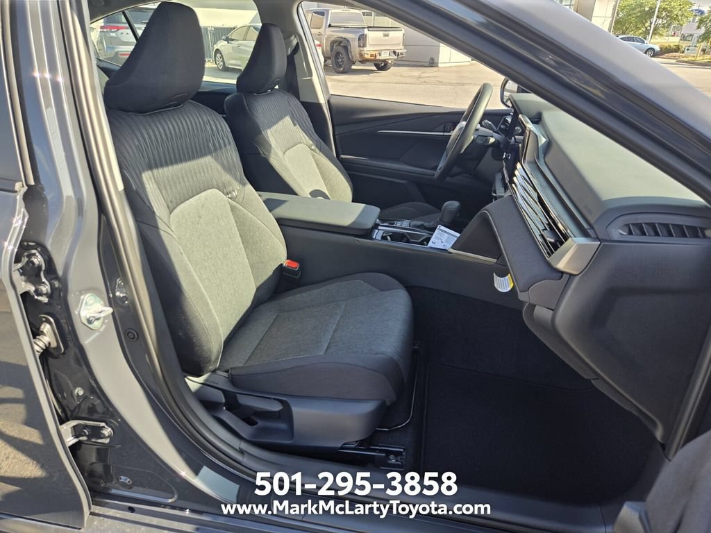 New 2026 Toyota Camry LE w/ Convenience Package FWD image 15