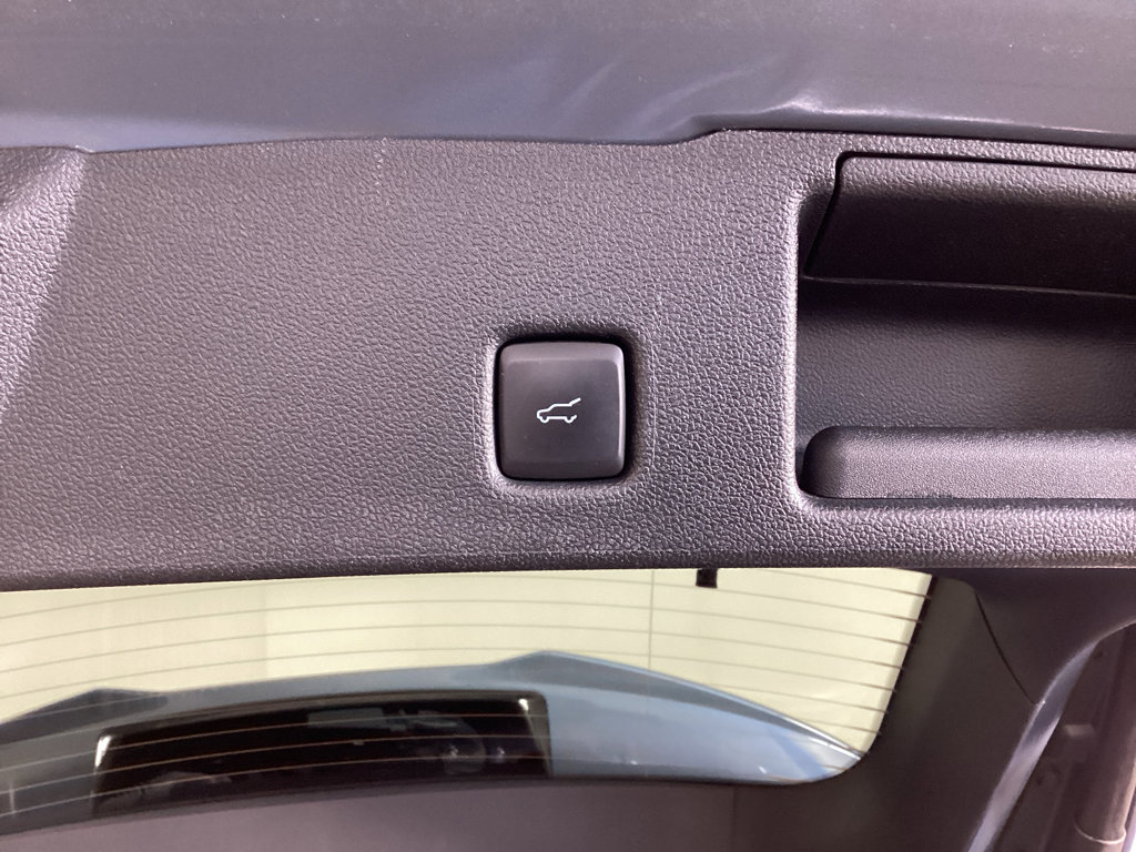 Used 2024 Ford Escape ST-Line w/ Tech Pack #1 AWD/4WD image 27