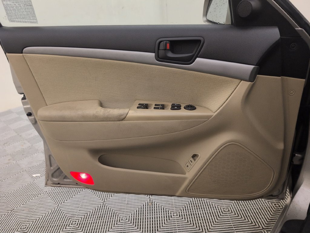 Used 2009 Hyundai Sonata GLS FWD image 28