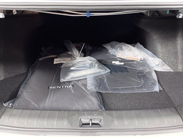 New 2027 Nissan Sentra SR w/ SR Premium Package FWD image 48