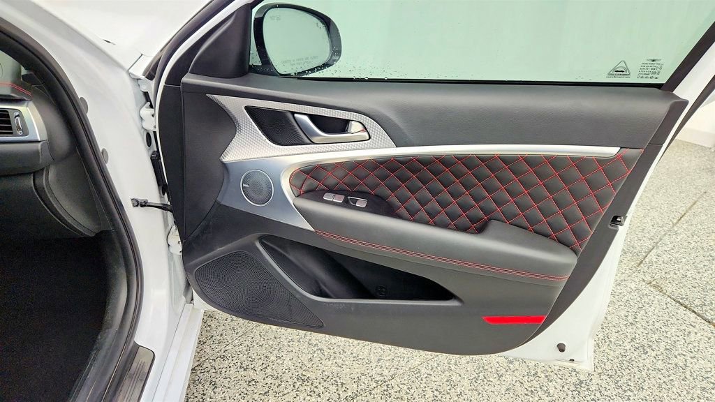 Used 2023 Genesis G70 3.3T w/ Sport Prestige Package RWD image 26