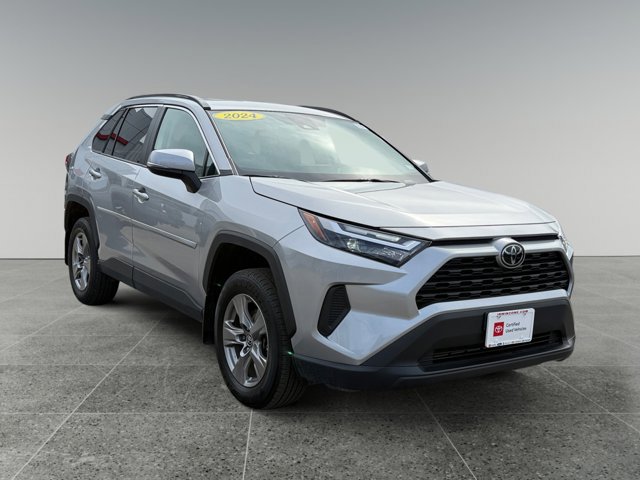 Used 2024 Toyota RAV4 XLE image 7