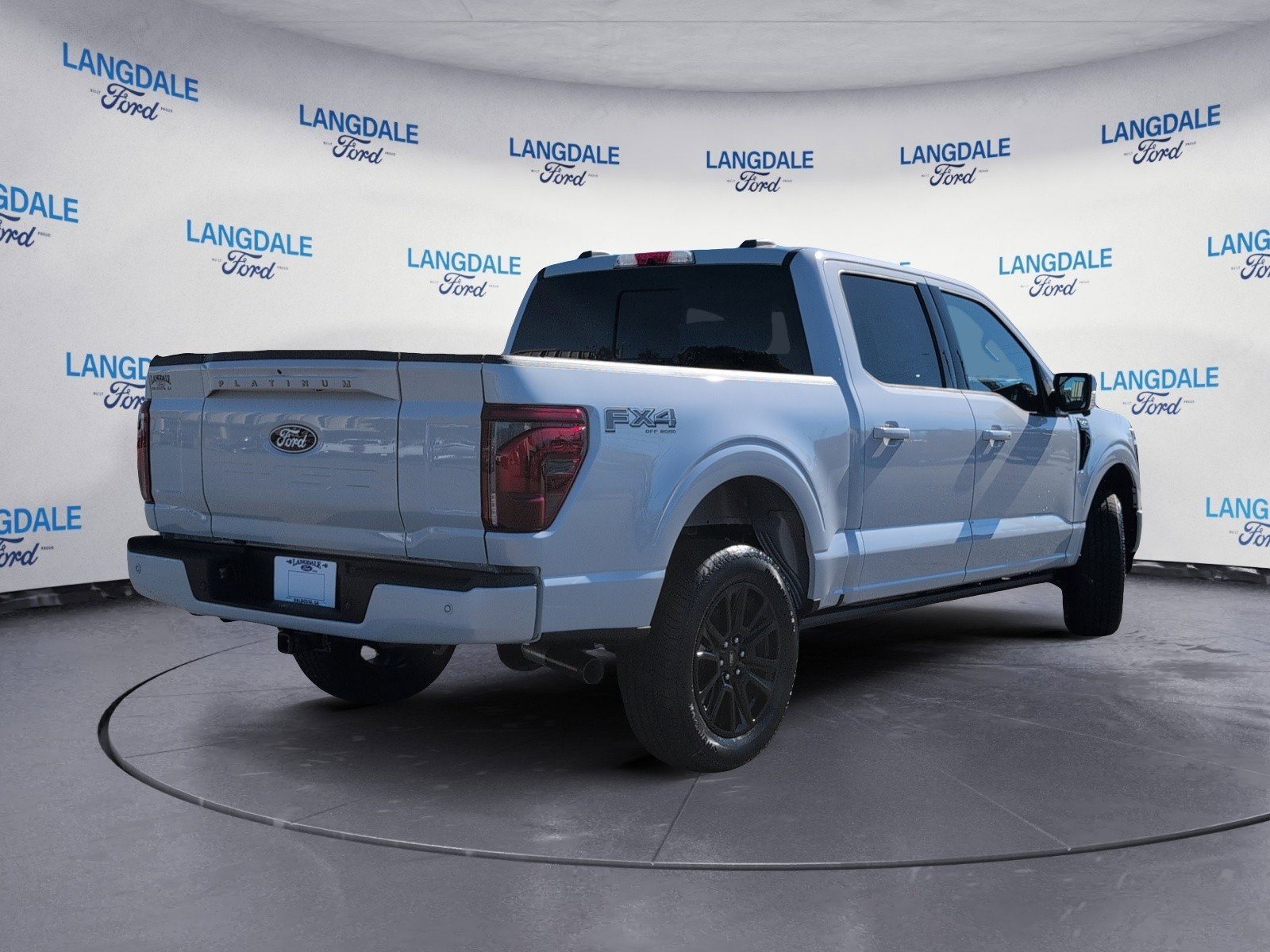 New 2025 Ford F150 Platinum w/ FX4 Off-Road Package image 4