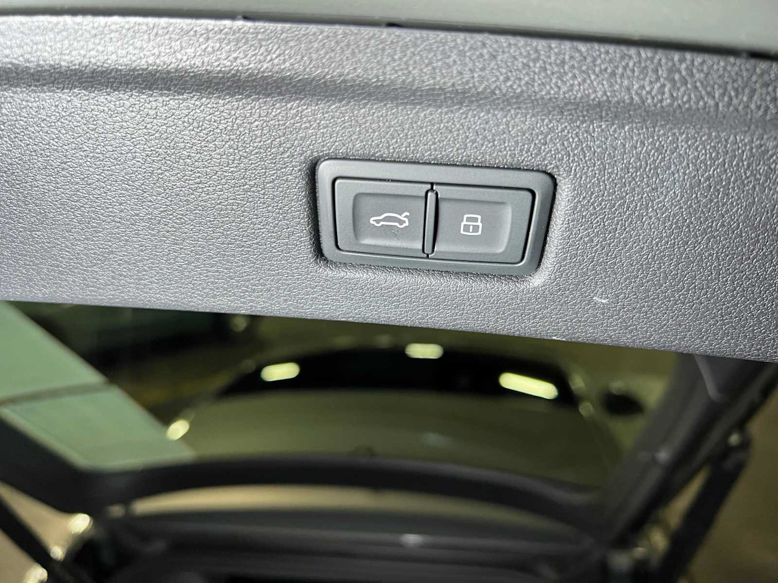 Used 2025 Audi A5 2.0T Premium Plus AWD/4WD image 18