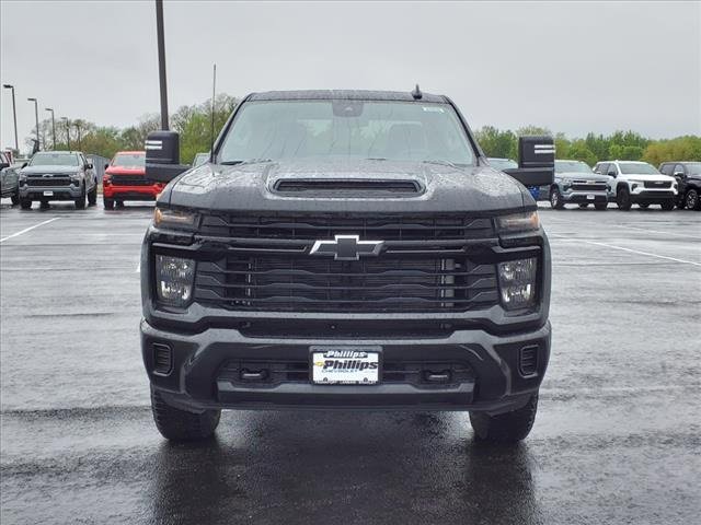 New 2024 Chevrolet Silverado 2500 Custom w/ Custom Convenience Package video 2