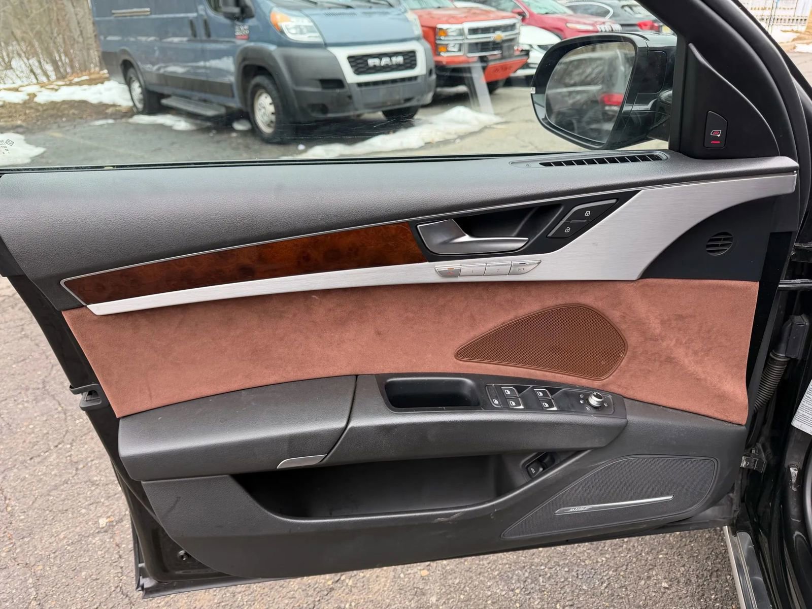 Used 2011 Audi A8 4.2 image 13