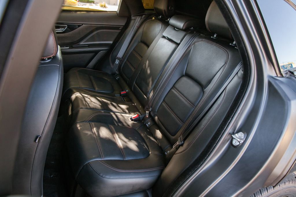 Used 2020 Jaguar F-PACE Prestige image 12