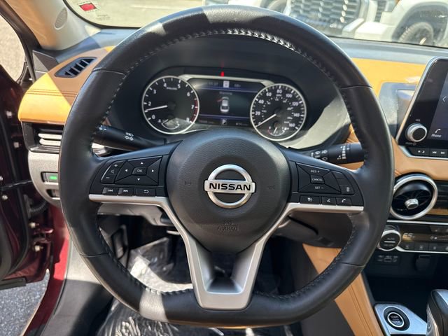 Used 2022 Nissan Sentra SV w/ SV Premium Package FWD image 18