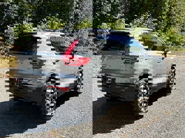 New 2026 Volvo XC40 B5 Plus w/ Protection Package Premier image 2