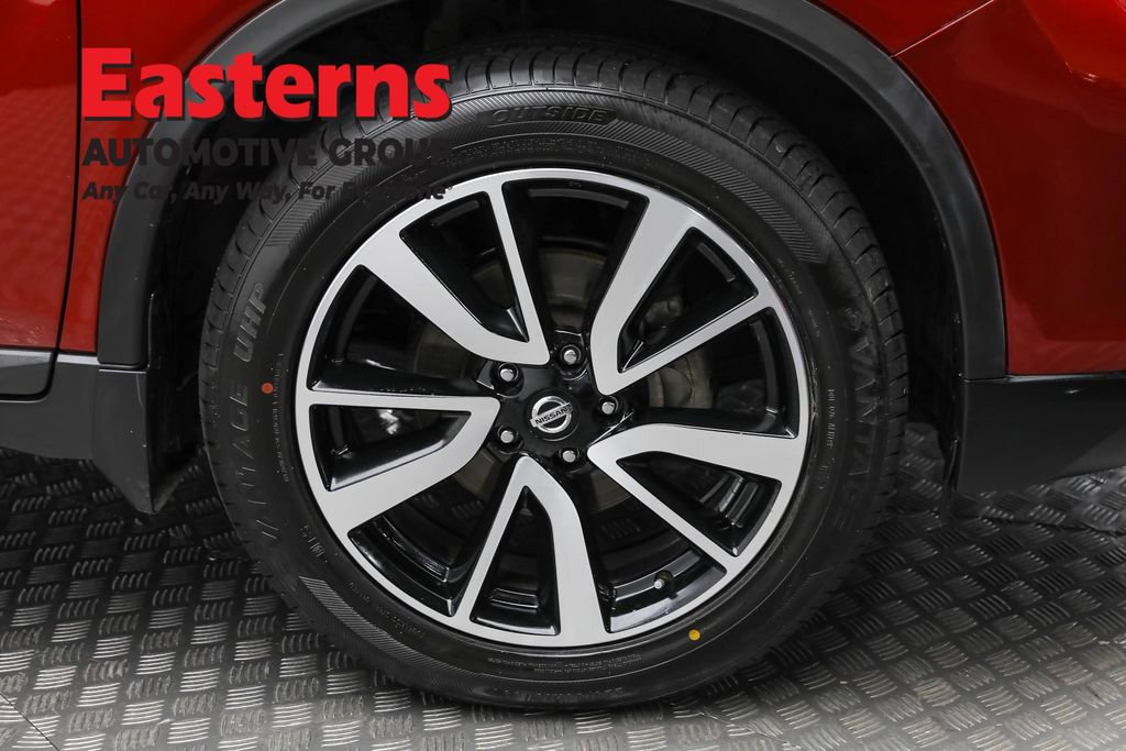 Used 2020 Nissan Rogue SL w/ Premium Package image 33