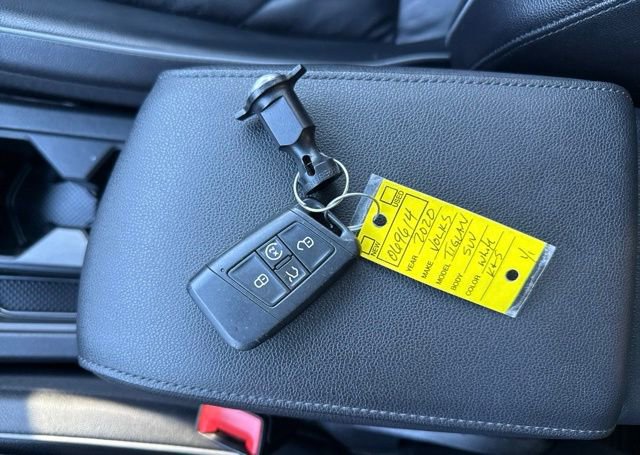 Used 2020 Volkswagen Tiguan SEL Premium R-Line image 65
