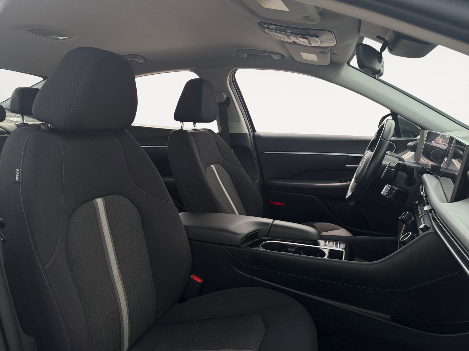 Used 2025 Hyundai Sonata SEL FWD image 15