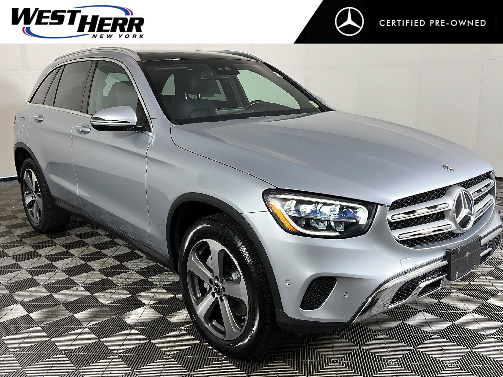 Used 2022 Mercedes-Benz GLC 300 4MATIC image 1