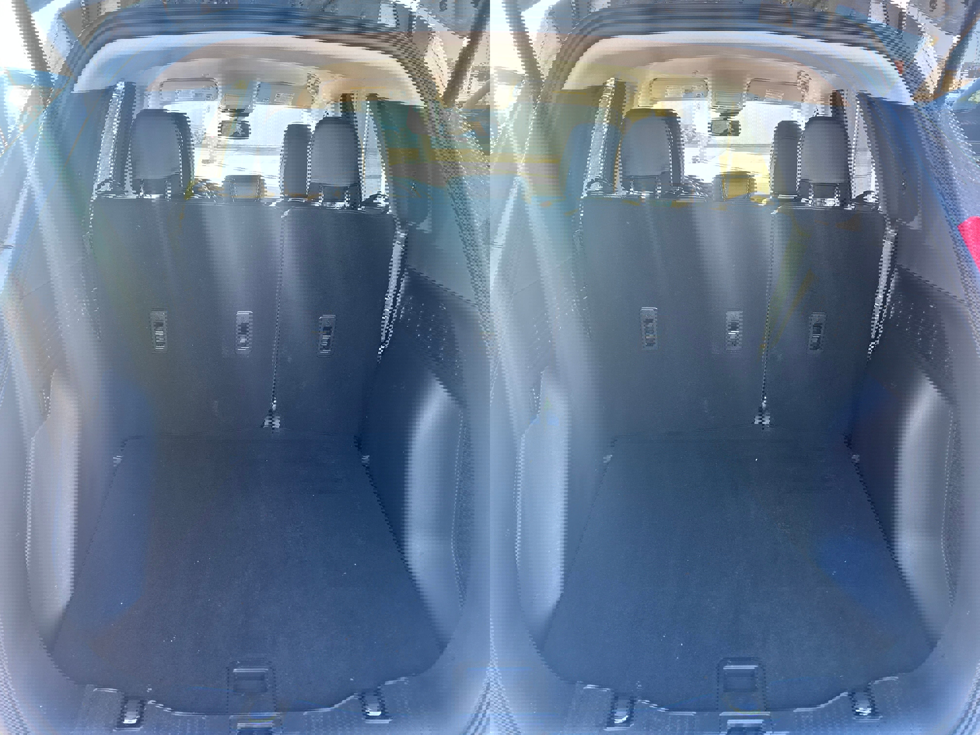 Used 2022 Ford Escape Titanium w/ Class II Trailer Tow Package image 35